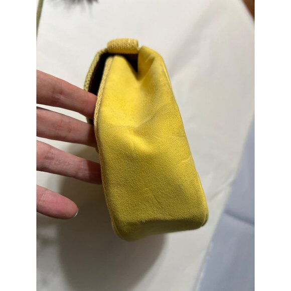 Vintage 1960s Yellow Suede & Fabric Handbag With Gold Clasp - Picture 8 of 16